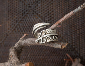 Adjustable Feather Ring
