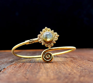 Gold Labradorite Star Adjustable Bangle Bracelet