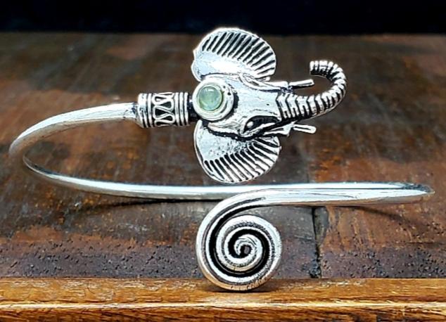 Lucky Elephant Bracelet with Labradorite