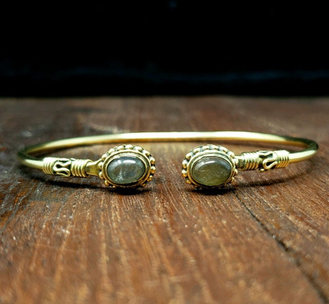 Simple Labradorite Bracelet